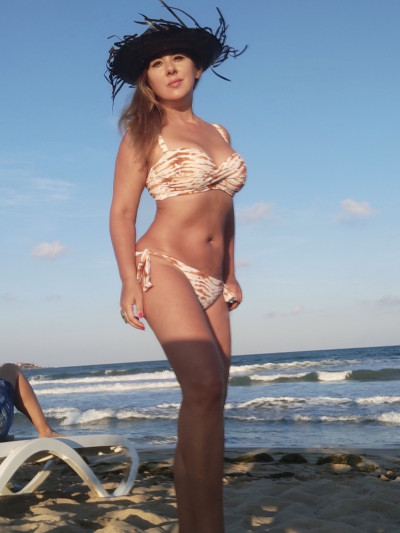 Частная массажистка Тома 