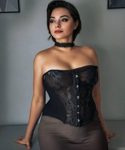 Частная массажистка Ли 