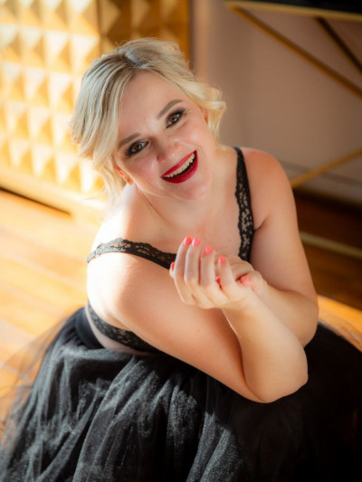 Частная массажистка Юлия 