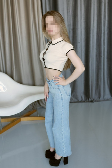 Частная массажистка Ася, 23 года, Москва - фото 1